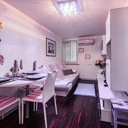 Majo Apartma Punta 公寓